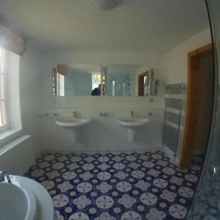 Bed & Breakfast Naturforsthaus Gartenblick Fuer Hunde - Und Naturverbundene Menschen